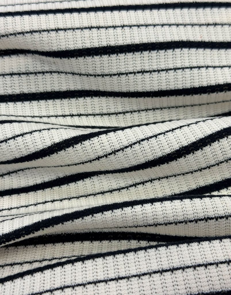 Malha Trabalhada Listrada Logan NAECOCOTTON® – Verão 2027/2028