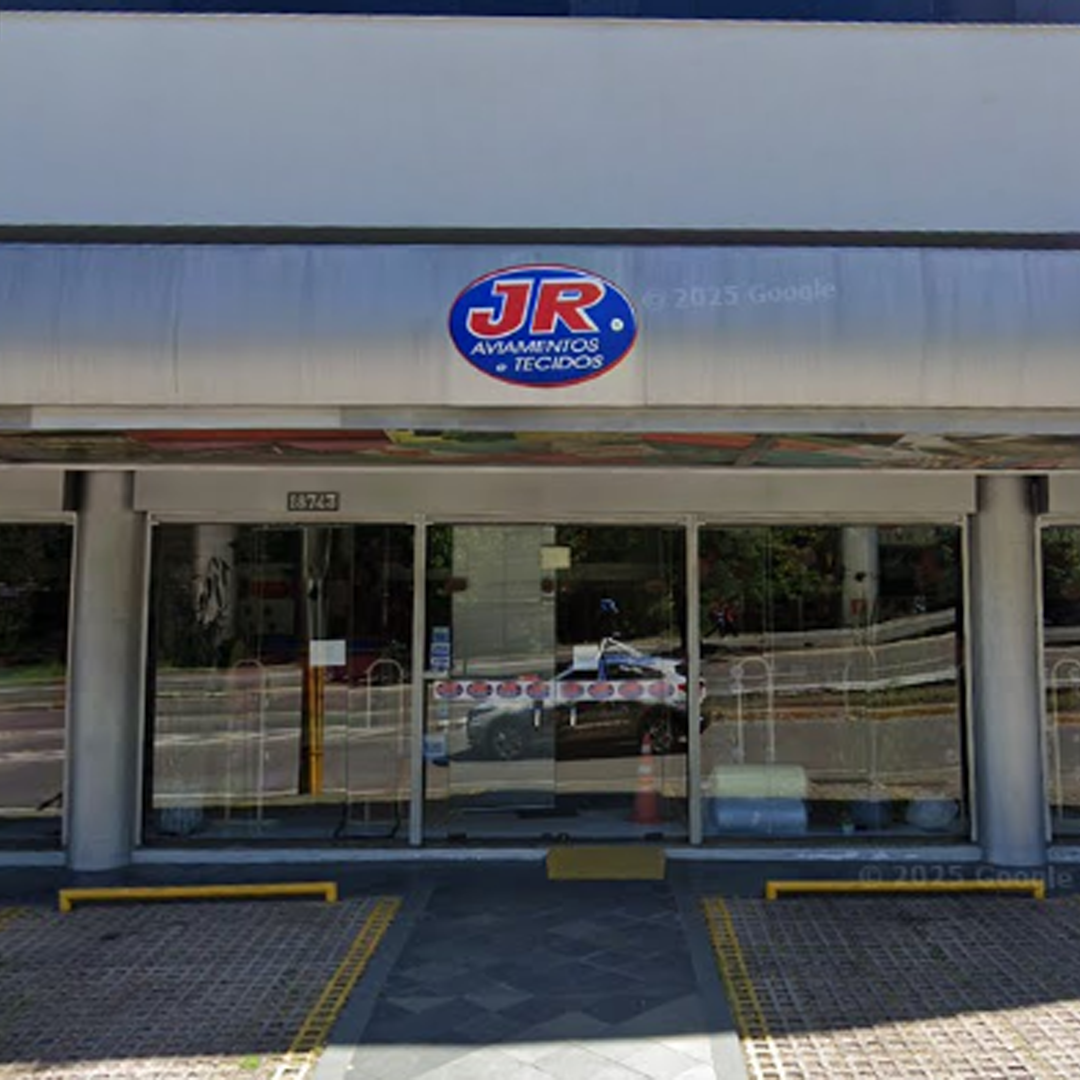 Fachada da loja JR Aviamentos e Tecidos